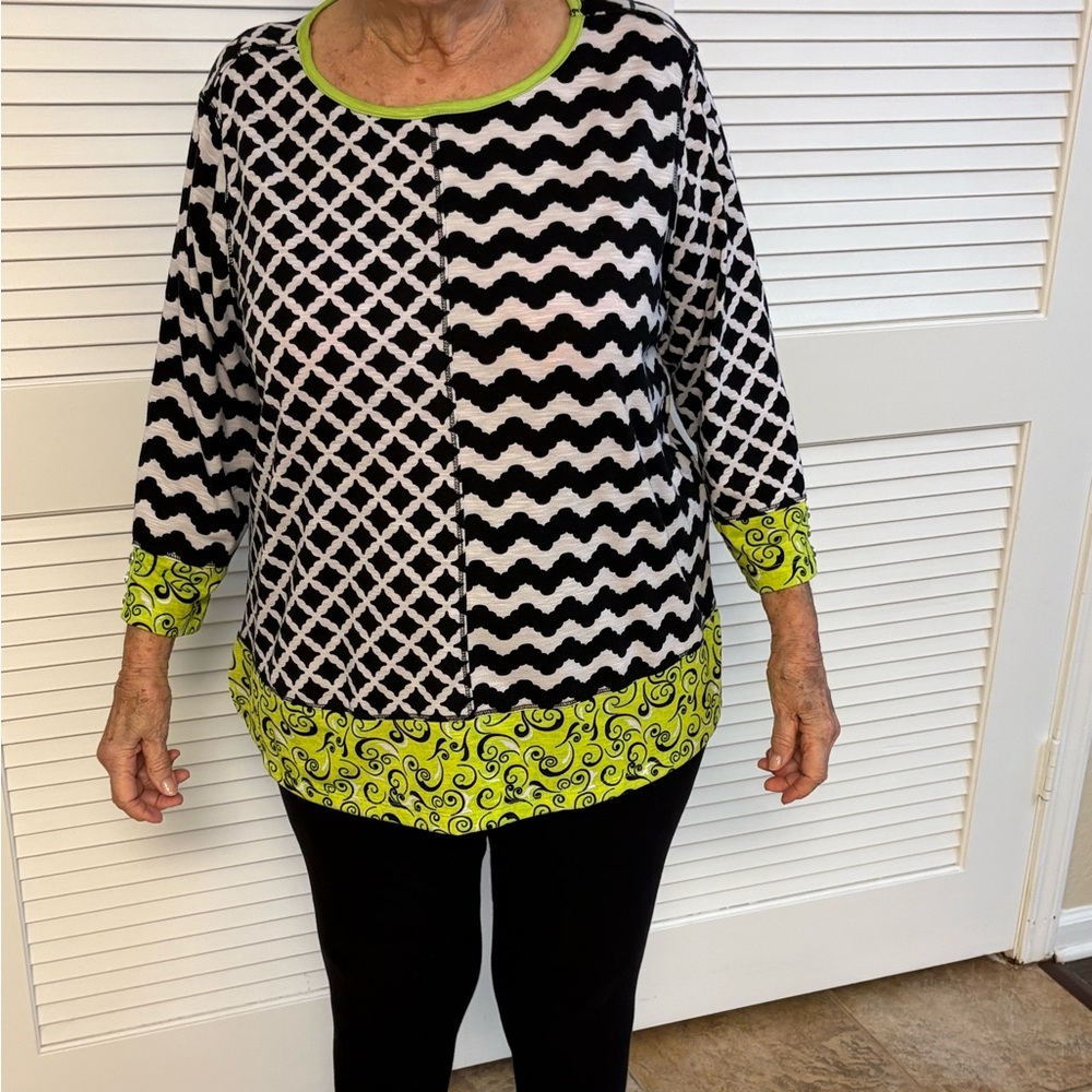 Multiples Black and Lime Patterned Blouse - image 1